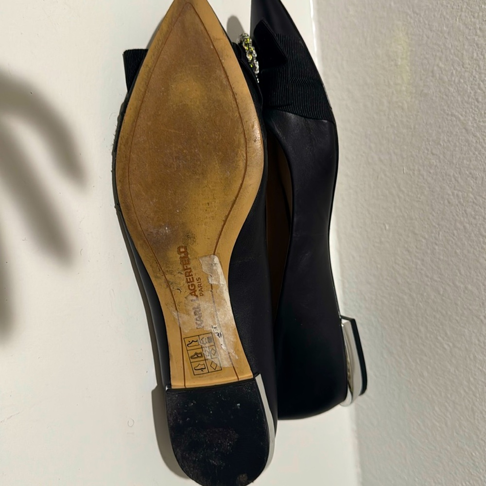 Karl Lagerfeld flats - 7.5, will fit a size 7 US - Picture 5 of 5